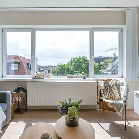 Lejlighed Huswell - Perfectly Located Luxurious In